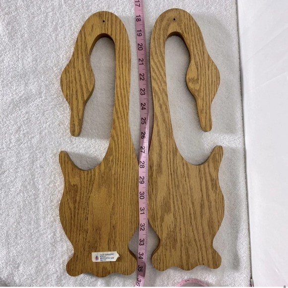 Vintage 90s Wooden Geese Wall Decor  Pair - Picture 13 of 13